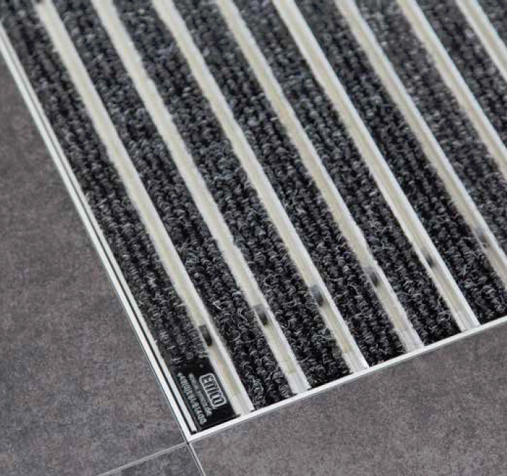 EMCO-Fußmatte 512 R mit Winkelrahmen 100 x 100 cm